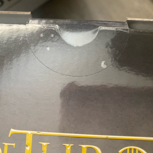 Game of Thrones: The Complete Collection Boxed Set (Limited Edition Blu-Ray) - Picture 5 of 10